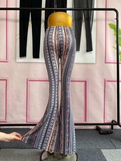 Printed Flared Leggings, image 6