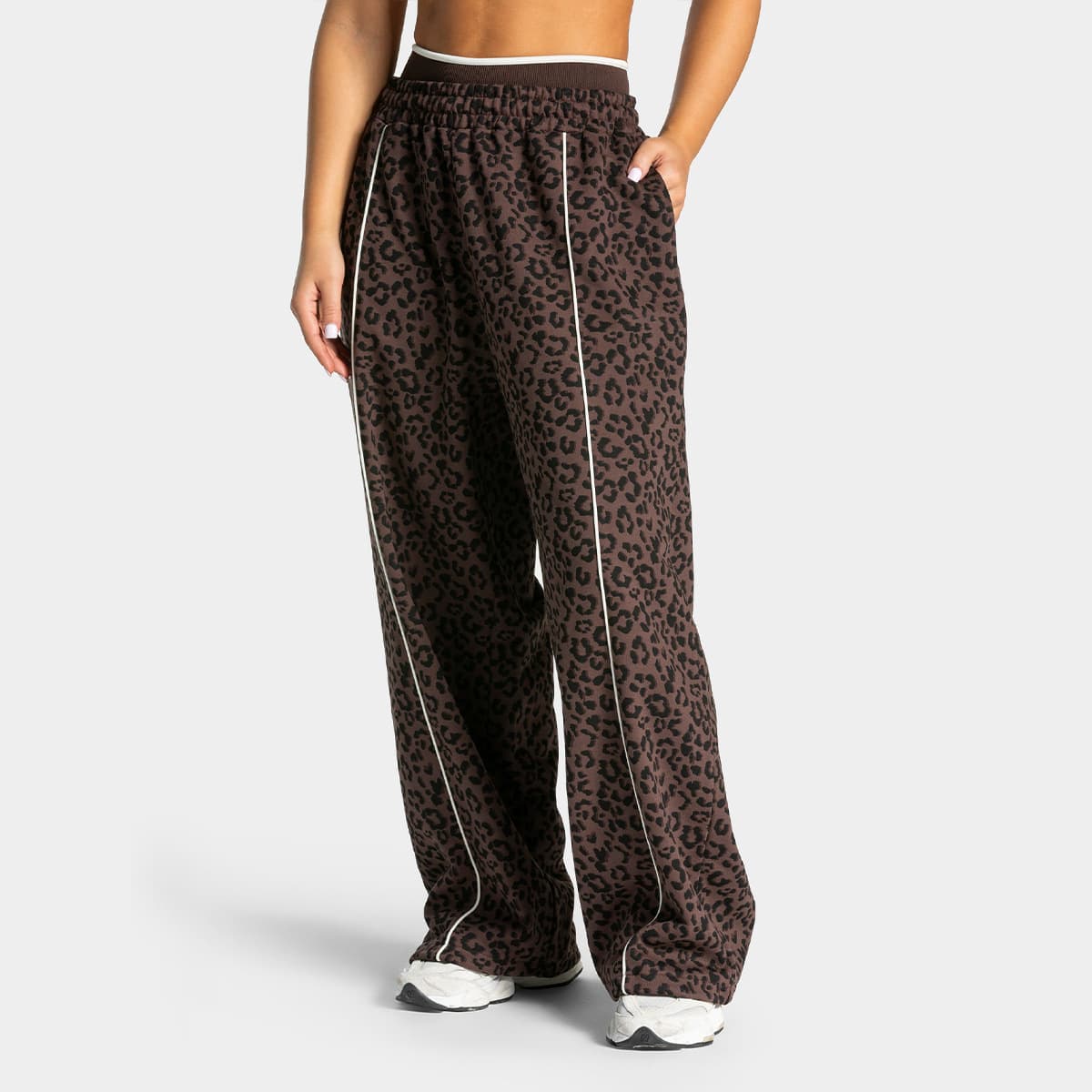 Leopard-Print Wide-Leg Trousers, image 4