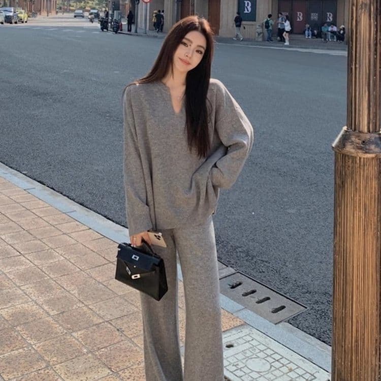 Knitted Wool Suit, image 1