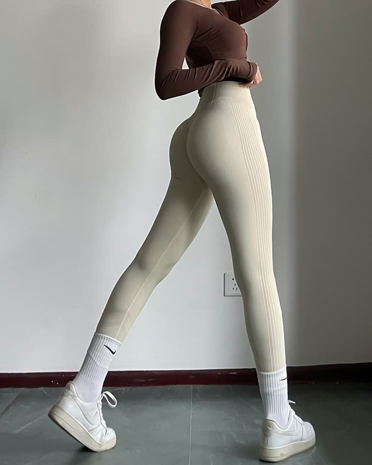 Seamless Knitted Cropped Trousers, image 6
